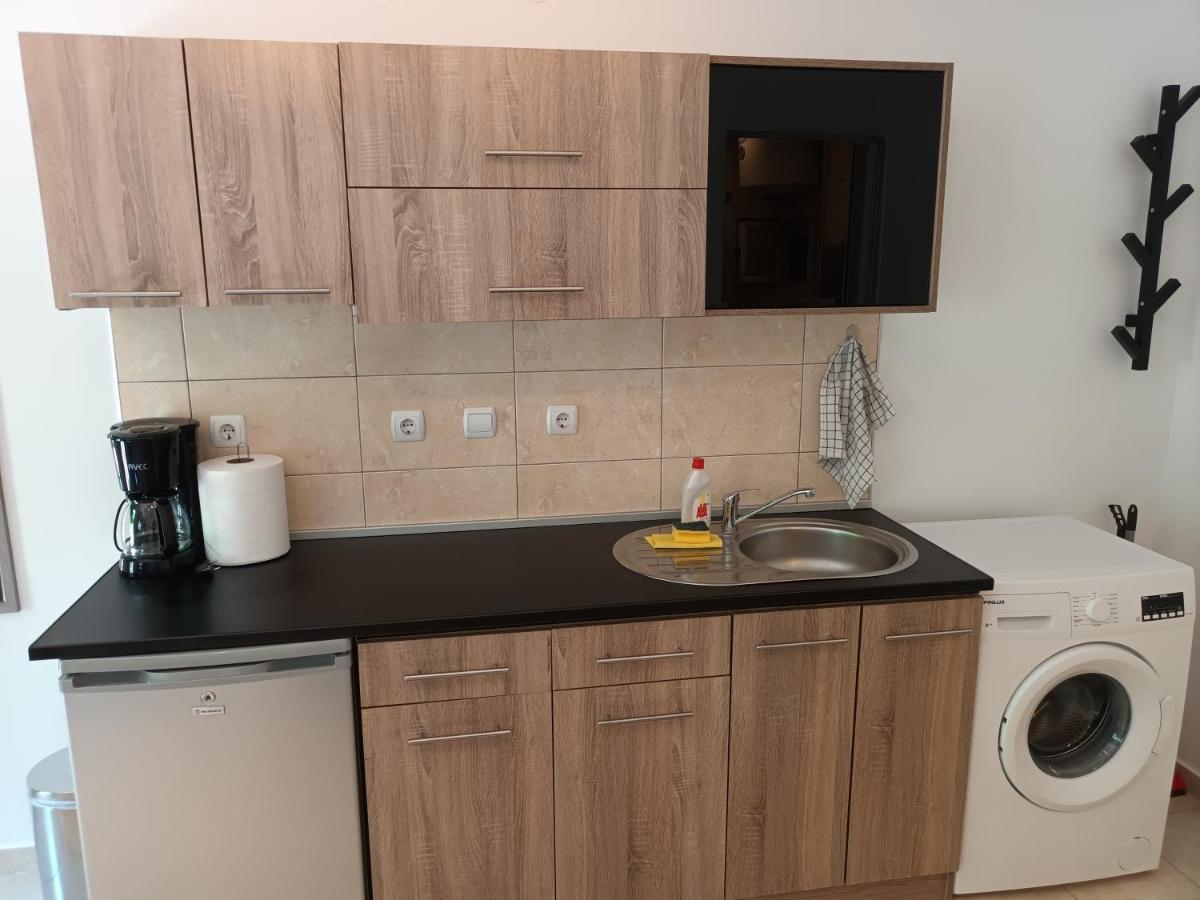 Palm Beach Apartment Peraia מראה חיצוני תמונה